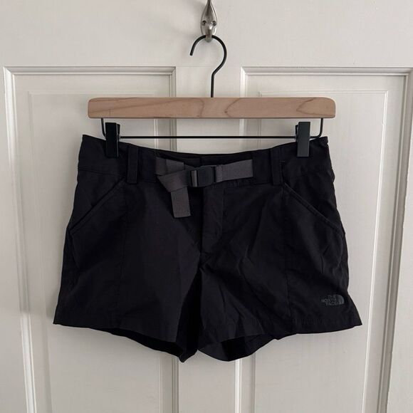 The North Face Paramount Shorts in Black Size 2 - Picture 3 of 8